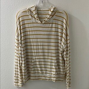 American Eagle soft and sexy hooded long sleeve shirt size Large
